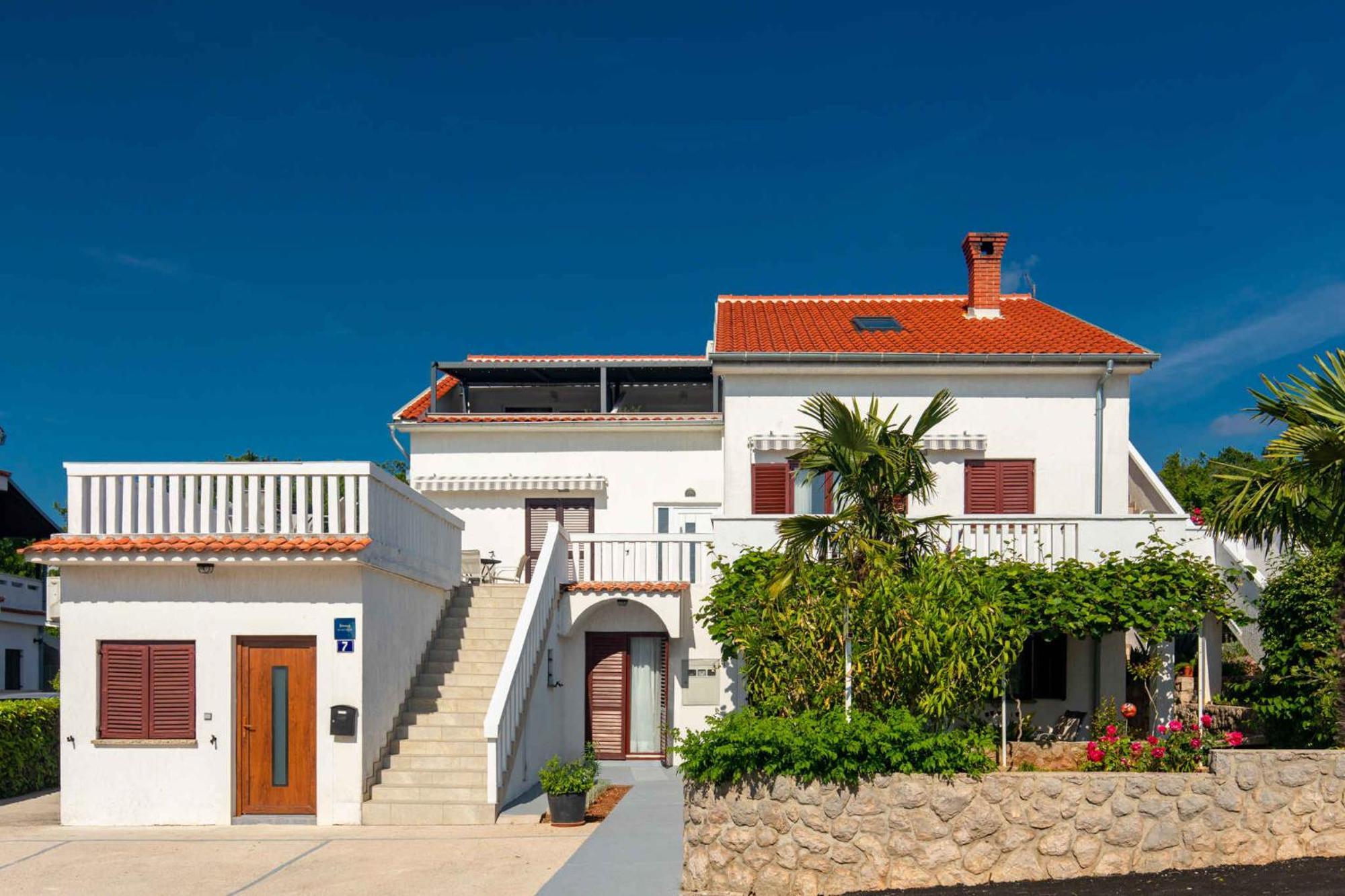 Apartments In Njivice/Insel Krk 34038 Dış mekan fotoğraf